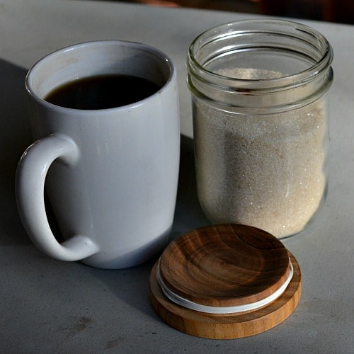 Jar Lid - Use an elastic band to tighten the fit of the lid